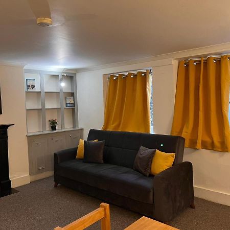 Entire 2-Bedroom Flat In Camden Лондон Екстер'єр фото