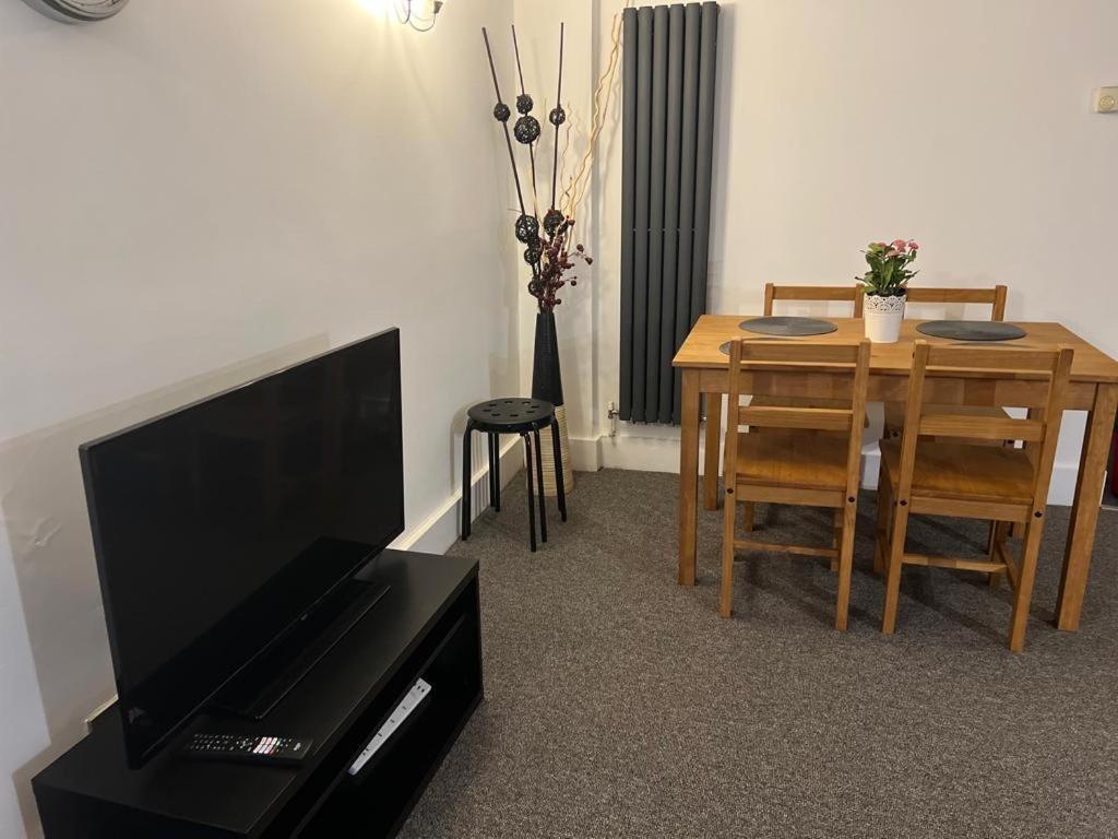 Entire 2-Bedroom Flat In Camden Лондон Екстер'єр фото