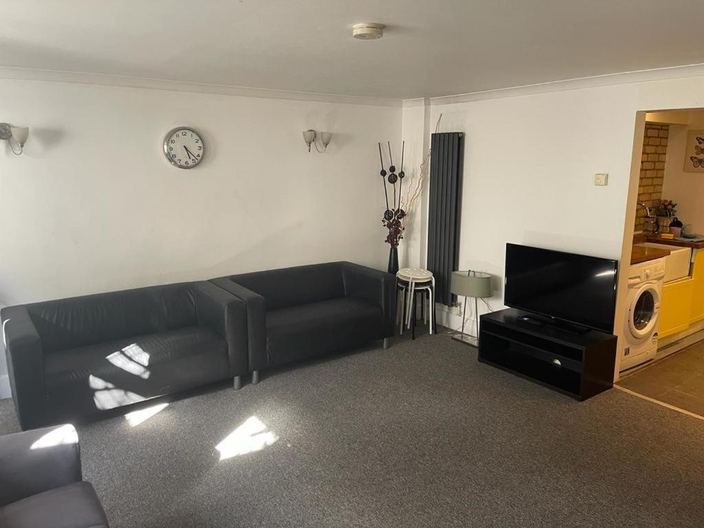 Entire 2-Bedroom Flat In Camden Лондон Екстер'єр фото